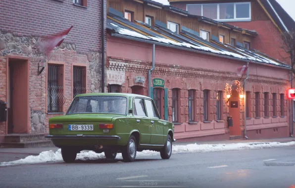 Brick, green, Lada, 2101, kiosk