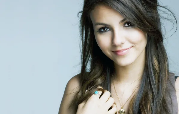 Singer, American actress, Victoria Justice, Victoria Justice