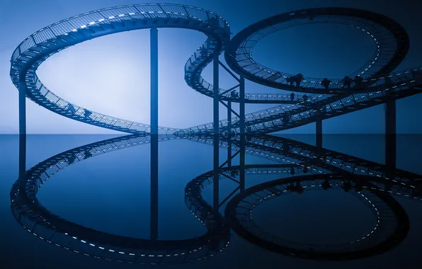 Picture reflection, people, ladder, stage