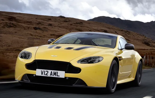 Picture Aston Martin, speed, supercar, the front, V12 Vantage S