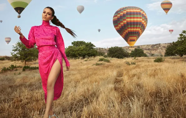 Picture field, look, girl, pose, model, dress, beauty, Victoria Justice