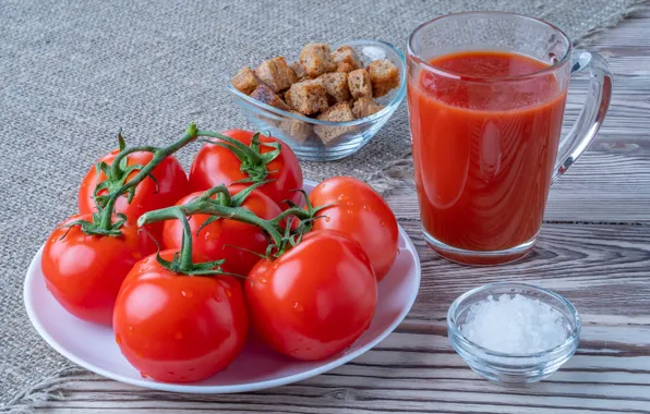 Tomatoes, tomatoes, tomato juice, salt, crackers