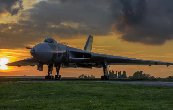 Aviation, sunset, Avro Vulcan, combat aircraft, winged machine