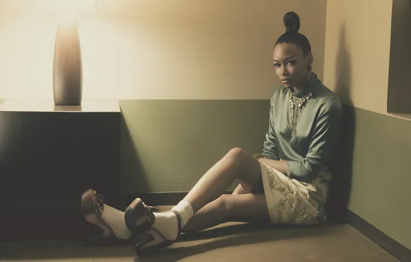 Eyes, look, girl, light, feet, hair, shoes, skirt