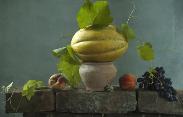 Grapes, peach, melon