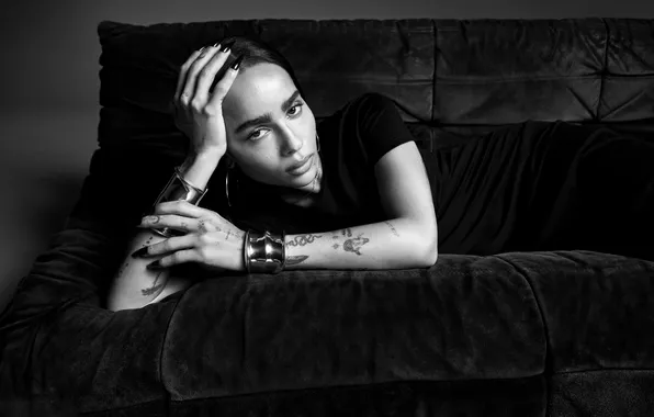 Pose, sofa, portrait, hands, dress, actress, tattoo, black and white