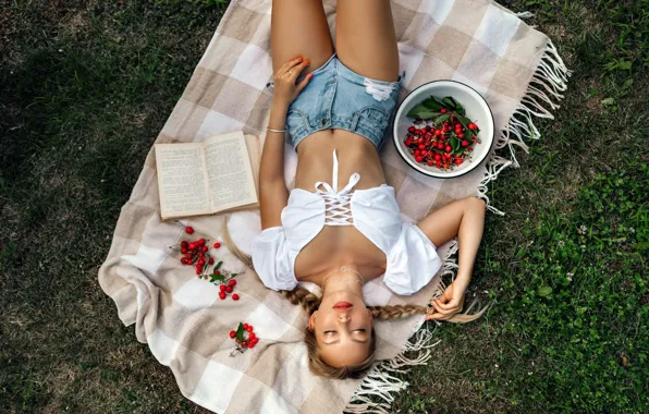 Picture grass, pose, model, shorts, makeup, figure, berry, hairstyle