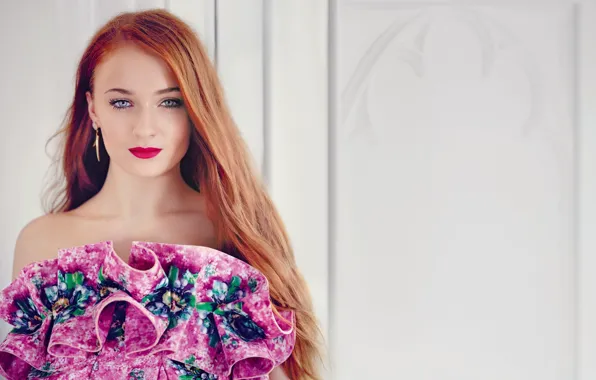 Picture actress, red, Sophie Turner