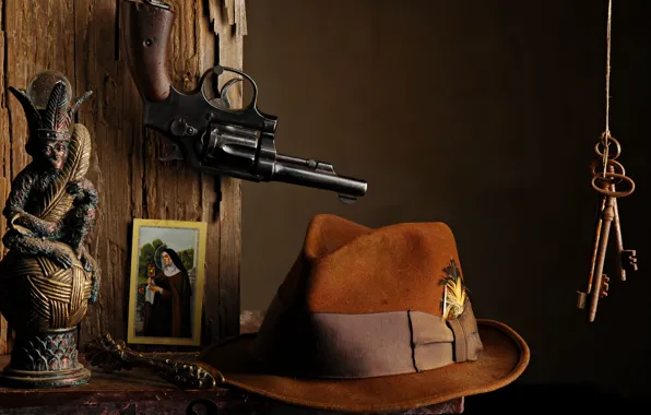Hat, keys, revolver