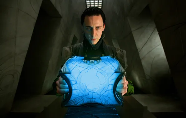 Thor, Loki, Hiddleston