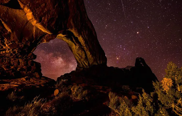 Stars, night, rocks, arch, Utah, USA, Arches National Park, North Window Arch