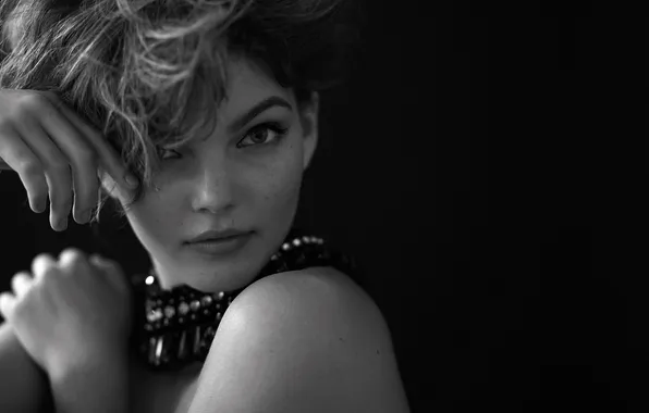 Beauty, look, actress, black&amp;white, Camren Bicondova