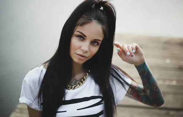 Look, pose, hand, portrait, makeup, brunette, tattoo, hairstyle