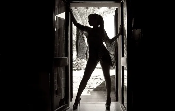 Girl, pose, the door