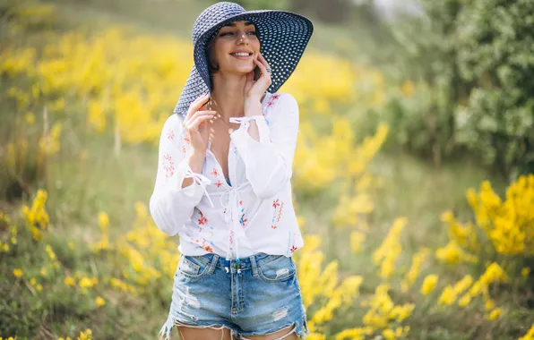 Picture girl, shorts, hat, beautiful, model, cute