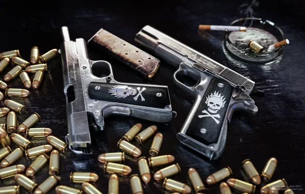 Picture guns, cigarette, cartridges, sleeve, ashtray, clip, 1911, Colt