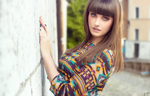 Look, pose, model, portrait, makeup, hairstyle, brown hair, beauty