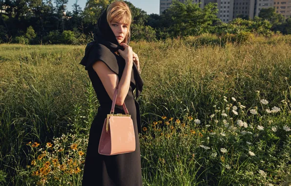 Grass, trees, flowers, nature, model, dress, actress, handbag