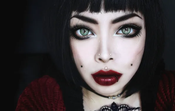 Girl, piercing, green eyes, red lips, Wylon To Hayashi