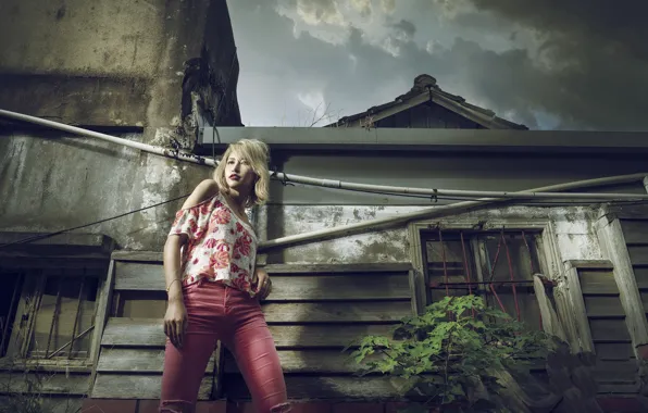 Picture girl, home, Asian