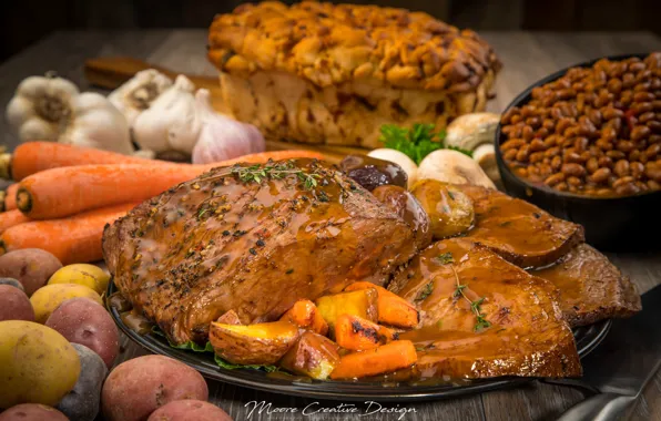 Meat, vegetables, carrots, garlic, potatoes, lentils