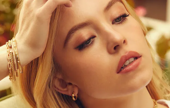Look, girl, decoration, face, model, lips, Sydney Sweeney