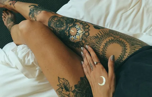 Girl, hand, ring, tattoo, manicure, slender legs