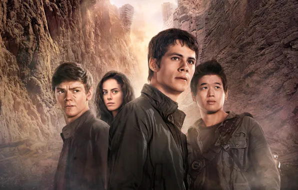 Download Maze Runner Dylan As Thomas Wallpaper