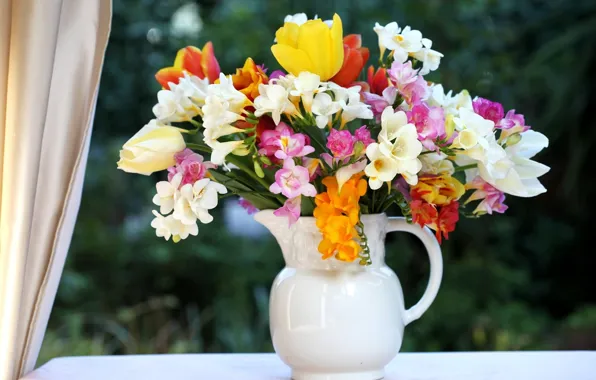 Wallpaper freesia, bouquet, tulips