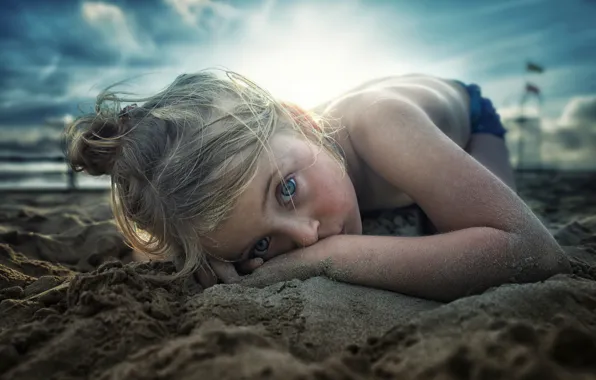 Picture sand, beach, girl