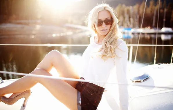 Picture BLONDE, GIRL, GLASSES, YACHT, AQUEELA