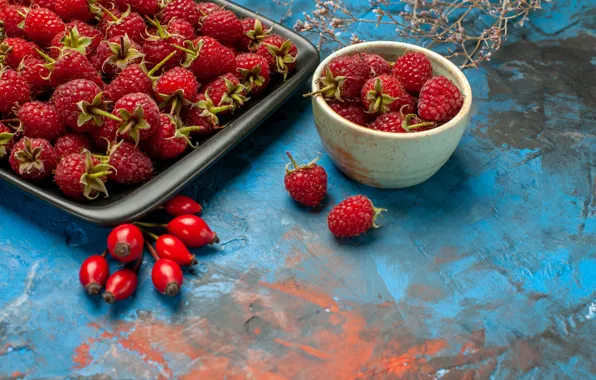 Berries, raspberry, tray, blue background, blue background