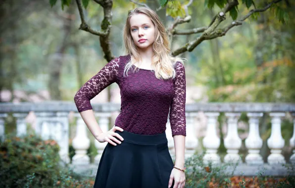 Chest, skirt, sponge, Océane