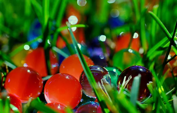 Greens, glass, balls, macro, light, glare, photo, background