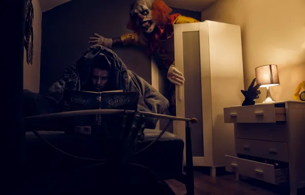 Fear, room, boy, clown, book