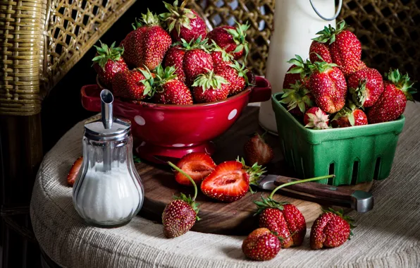 Picture berries, strawberry, sugar