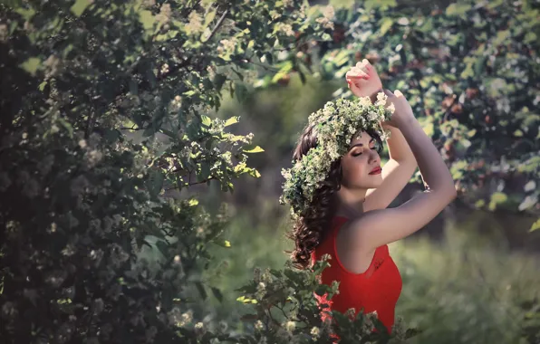 Picture girl, happiness, spring, dress, flowering, wreath