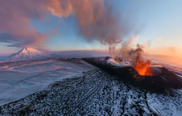 Picture the sky, clouds, Mountains, the volcano, the eruption, crater