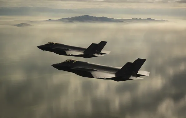UNITED STATES AIR FORCE, Lightning II, F-35, Lockheed Martin, family unobtrusive multifunction, fighter-bombers of the …