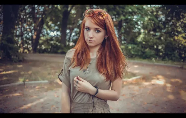 Eyes, look, girl, trees, foliage, tenderness, lips, photographer