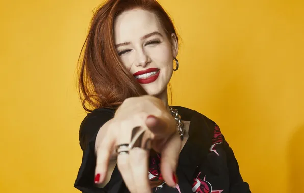 Picture smile, actress, red, redhead, Madelaine Petsch