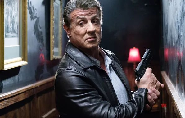 Gun, frame, action, Sylvester Stallone, Sylvester Stallone, Escape Plan 2: Hades, Escape plan 2
