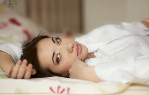 Picture look, girl, sweetheart, tenderness, lips, photographer, in bed, Bogdan Ross