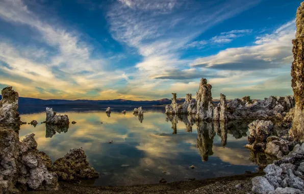 Picture nature, lake, rocks, stalactite