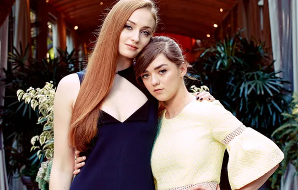 Girls, girls, actress, Game of Thrones, Game of thrones, Sophie Turner, Sophie Turner, Maisie Williams