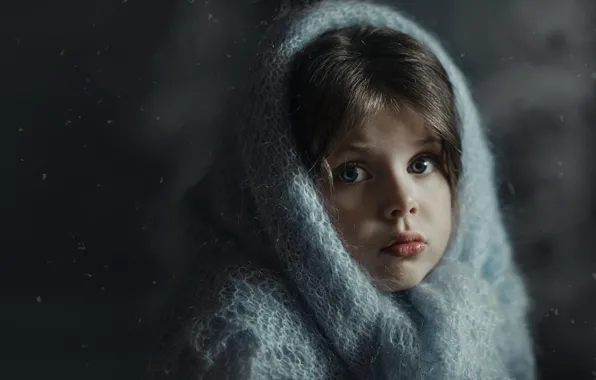 Winter, look, light, face, the dark background, heat, child, portrait