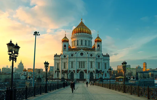 Road, Bridge, Moscow, The Cathedral Of Christ The Savior