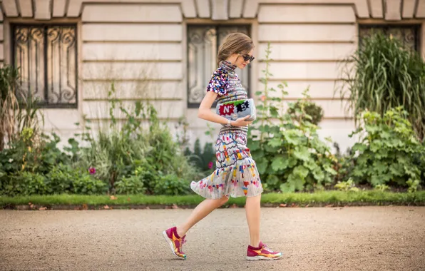 Picture summer, girl, the city, street, model, glasses, sneakers, street style