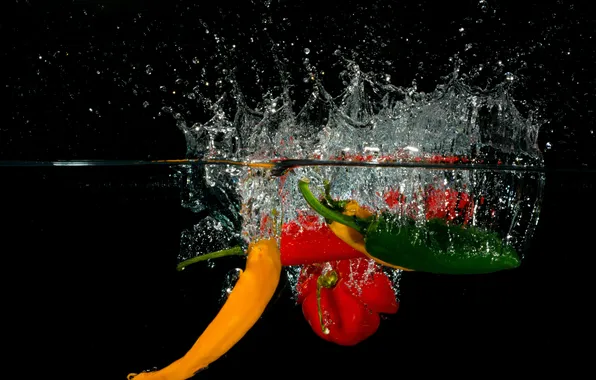 Water, bubbles, pepper, vegetables