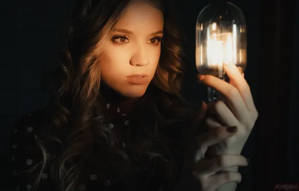 Picture girl, face, lamp, hands, curls, the dark background, Andrey Popenko